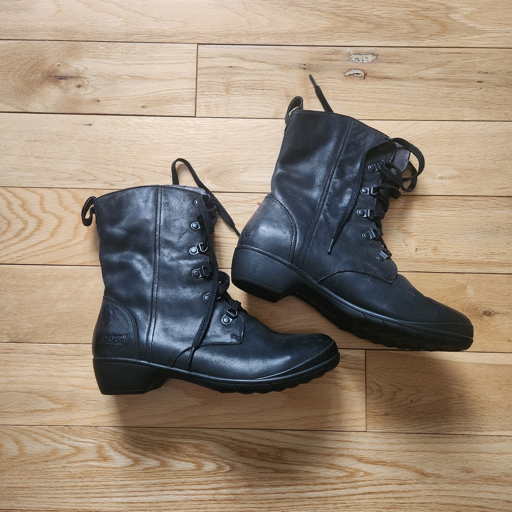 Bogs Leather Boots - Size 7